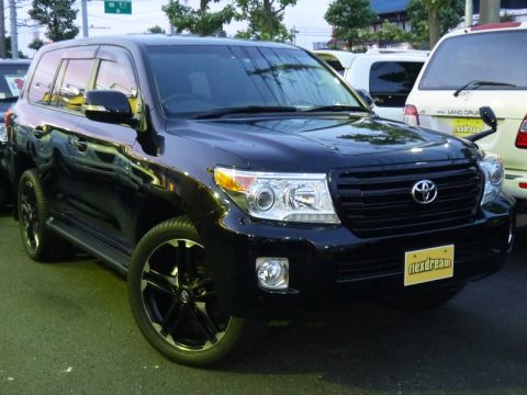 ランクル200中古車 多数入庫！ 3台ご紹介！